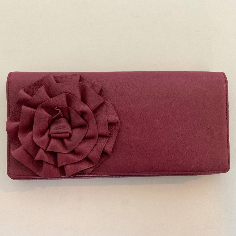 Tarnish Wallet/Clutch Mauve Leather  3-D Rosette